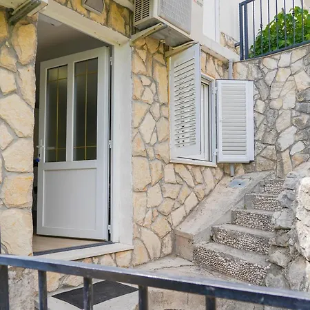 Penzion Studio Apartman Monika 3*