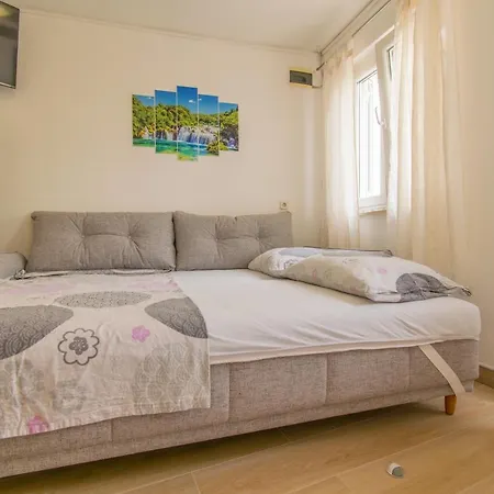 Studio Apartman Monika * Baška Voda