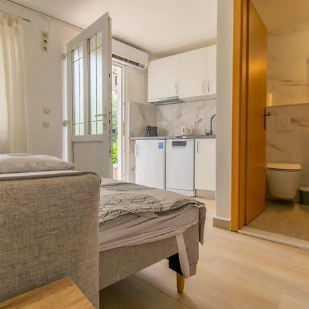 Casa de hóspedes Studio Apartman Monika Baška Voda
